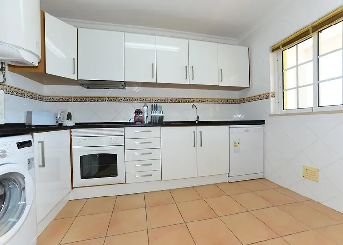 Spectacular Mar A Vista Apartment Portimao