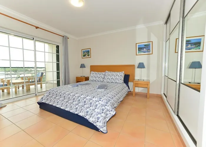 Spectacular Mar A Vista Apartment